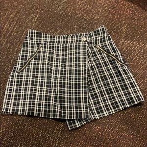 Plaid Black and White Mini Skirt
